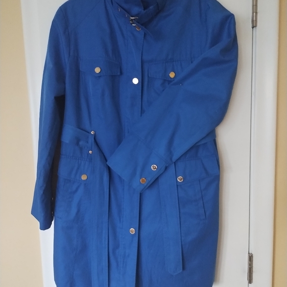 Michael Kors Blue coat XL zip up front with buttons,four pockets. - Picture 3 of 8